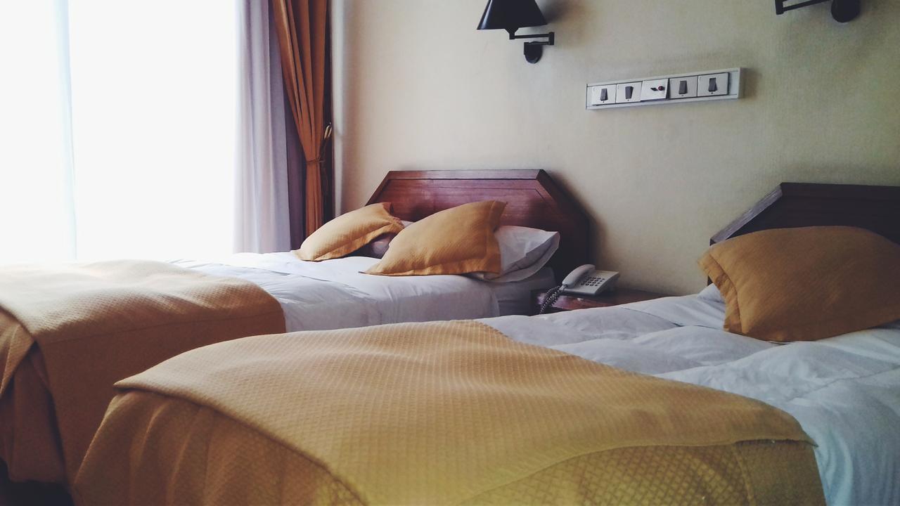 Hotel Plaza Лос-Андес Экстерьер фото